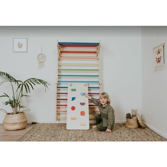 montessori trojúhelník a žebřiny rainbow